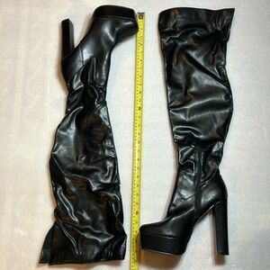 Square toe over the knee otk boots. Black. Size 11. New.
